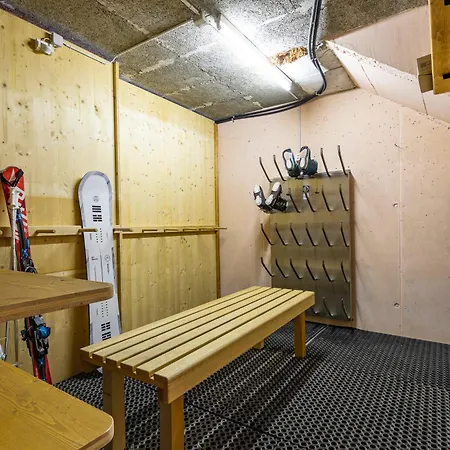 Baerefalli Eiger Panorama Grindelwald